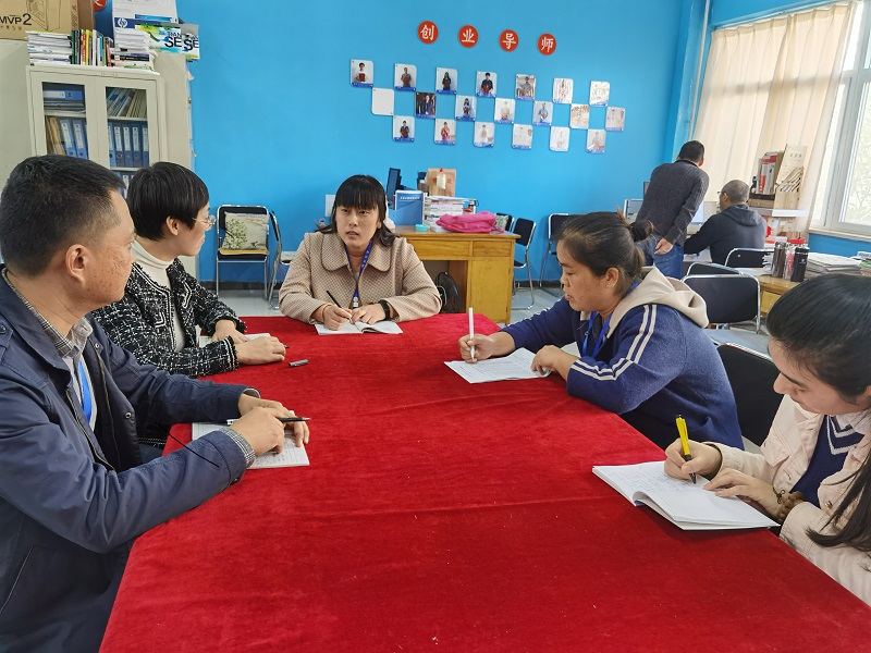 教研活动4-35.jpg