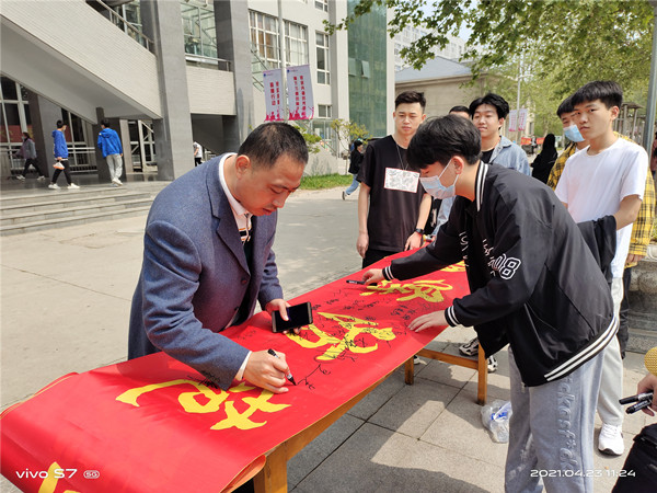点此在新窗口浏览图片