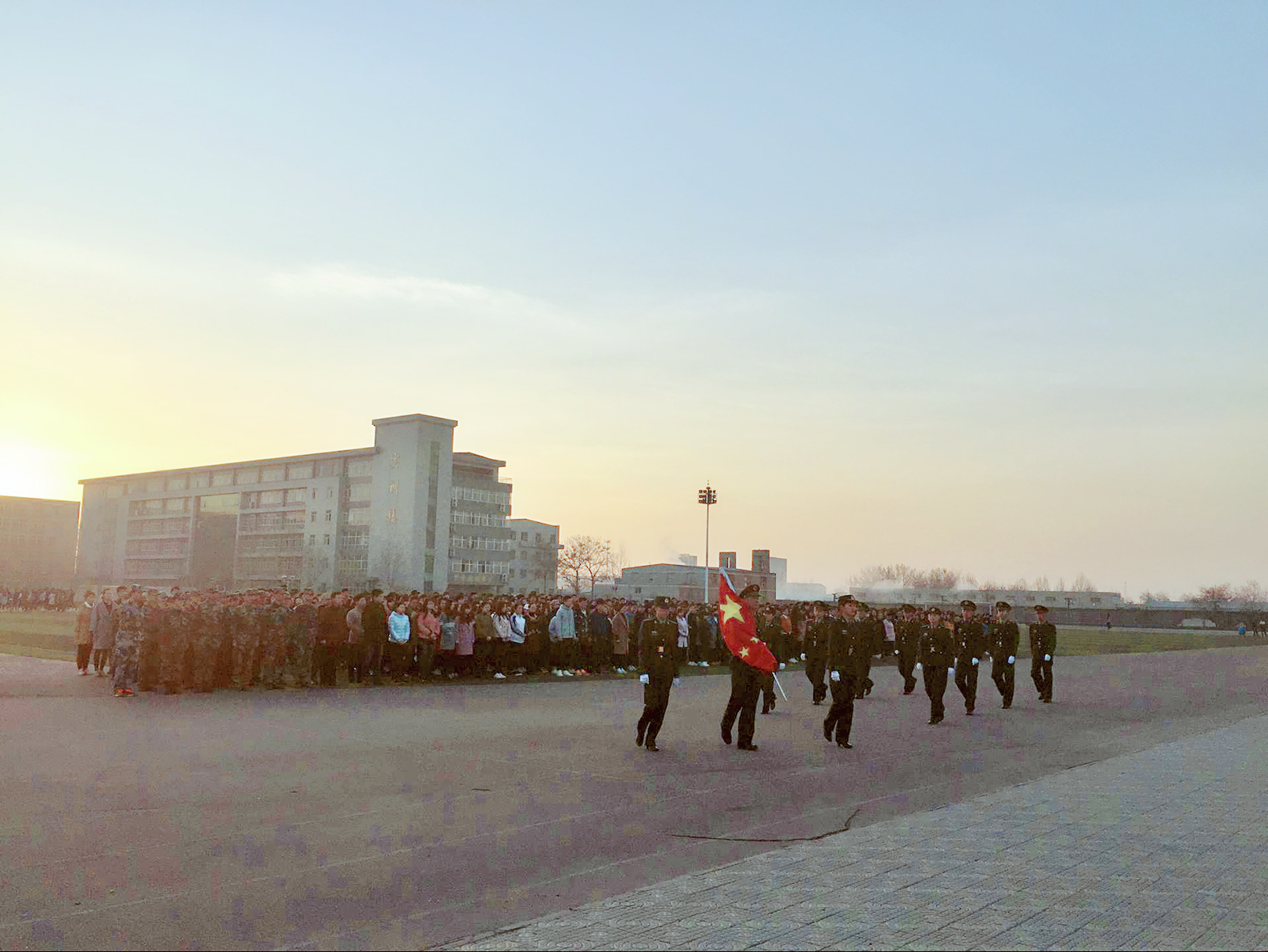 点此在新窗口浏览图片
