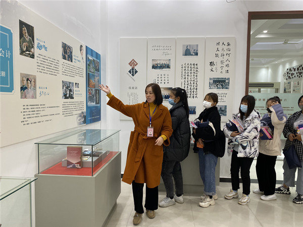 点此在新窗口浏览图片